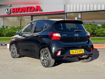 Used Hyundai i10 2023 for sale - 77382465: Photo