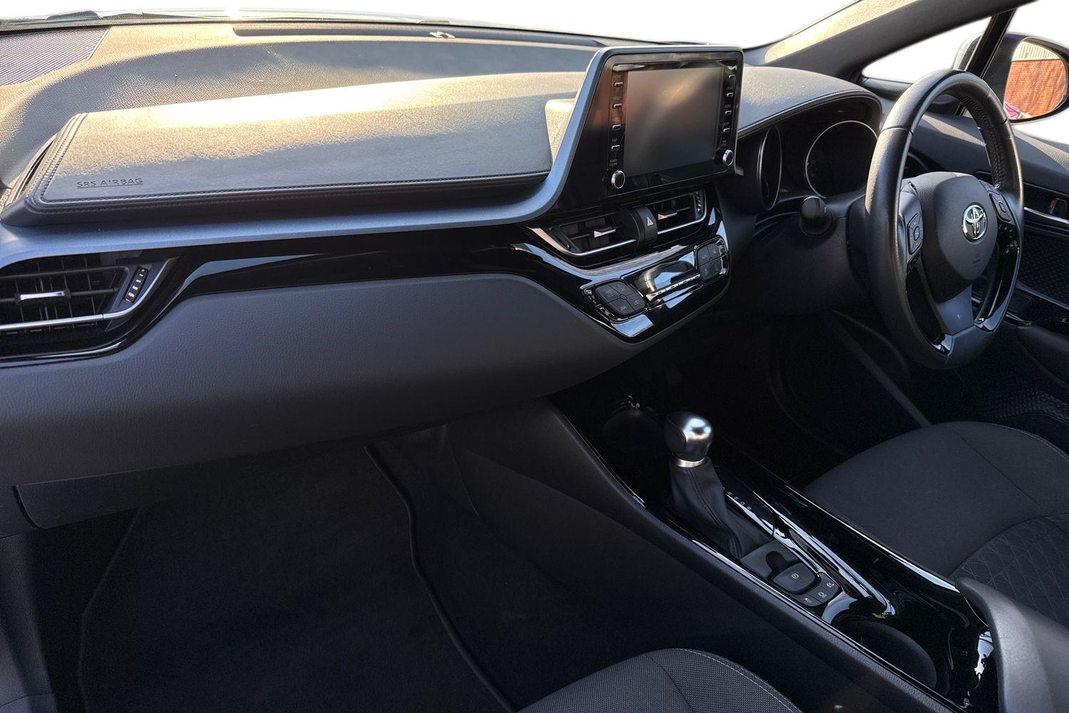 Used Toyota C-HR 2021 for sale - 76654389: Photo 16