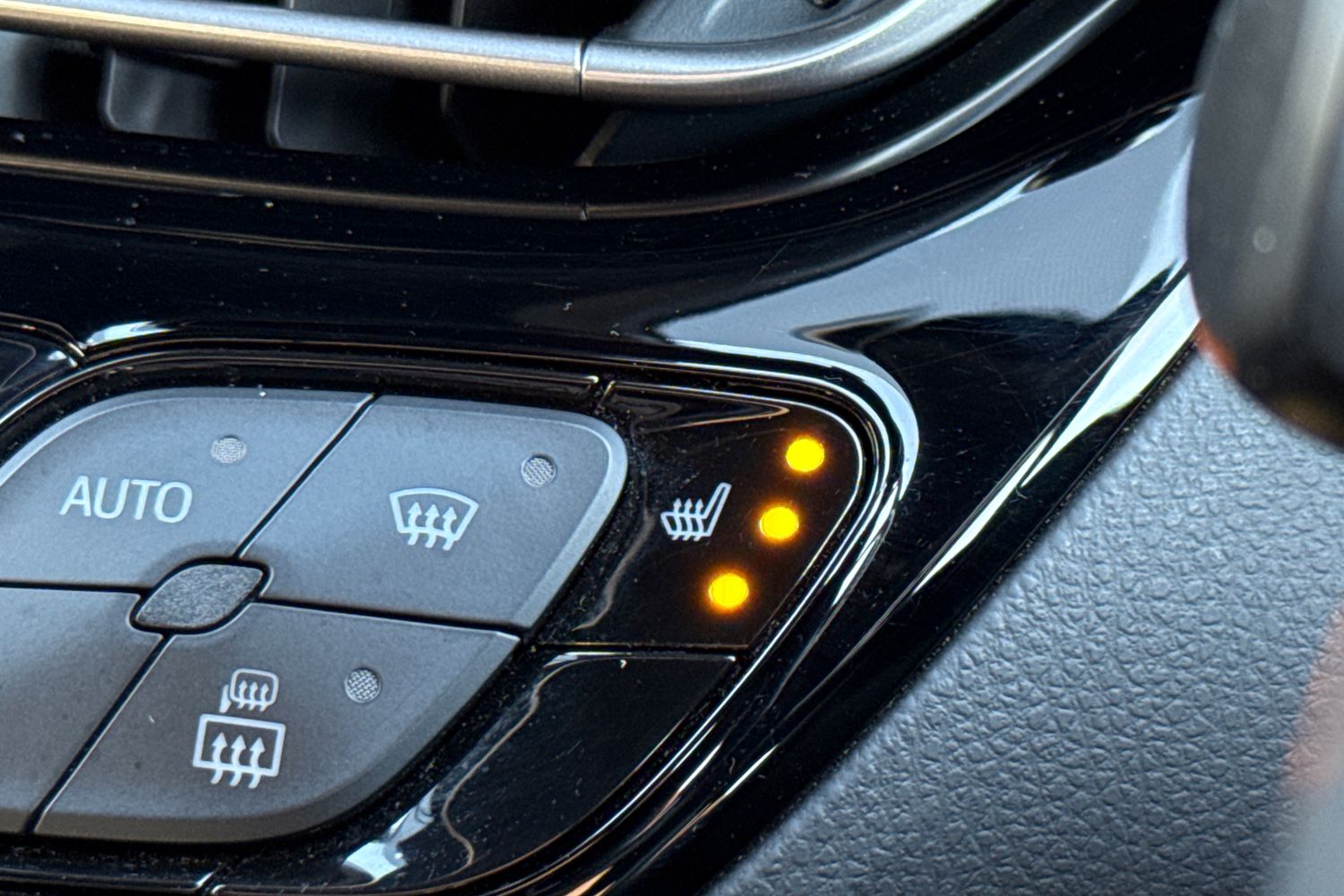 Used Toyota C-HR 2021 for sale - 76654389: Photo 46