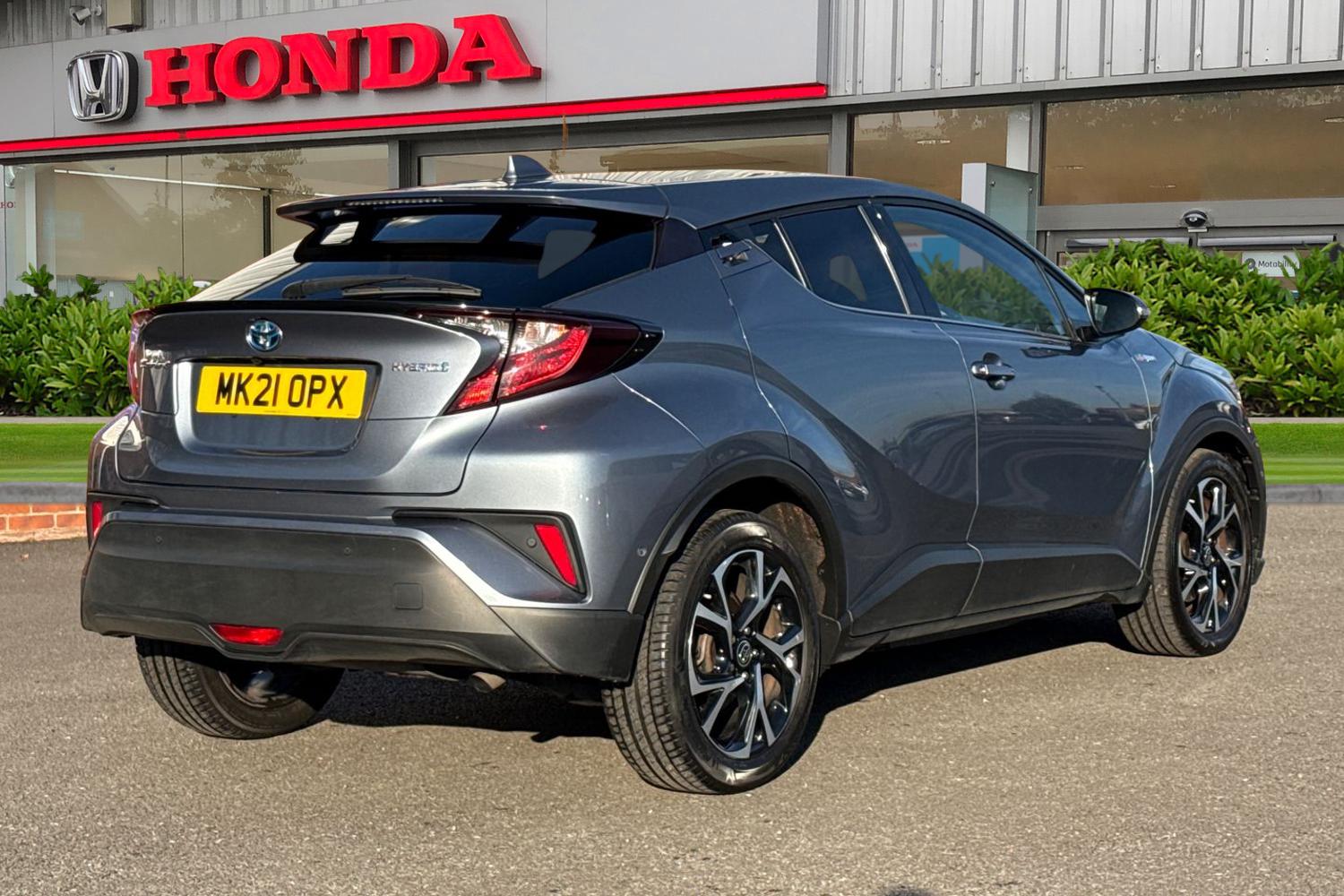 Used Toyota C-HR 2021 for sale - 76654389: Photo 8