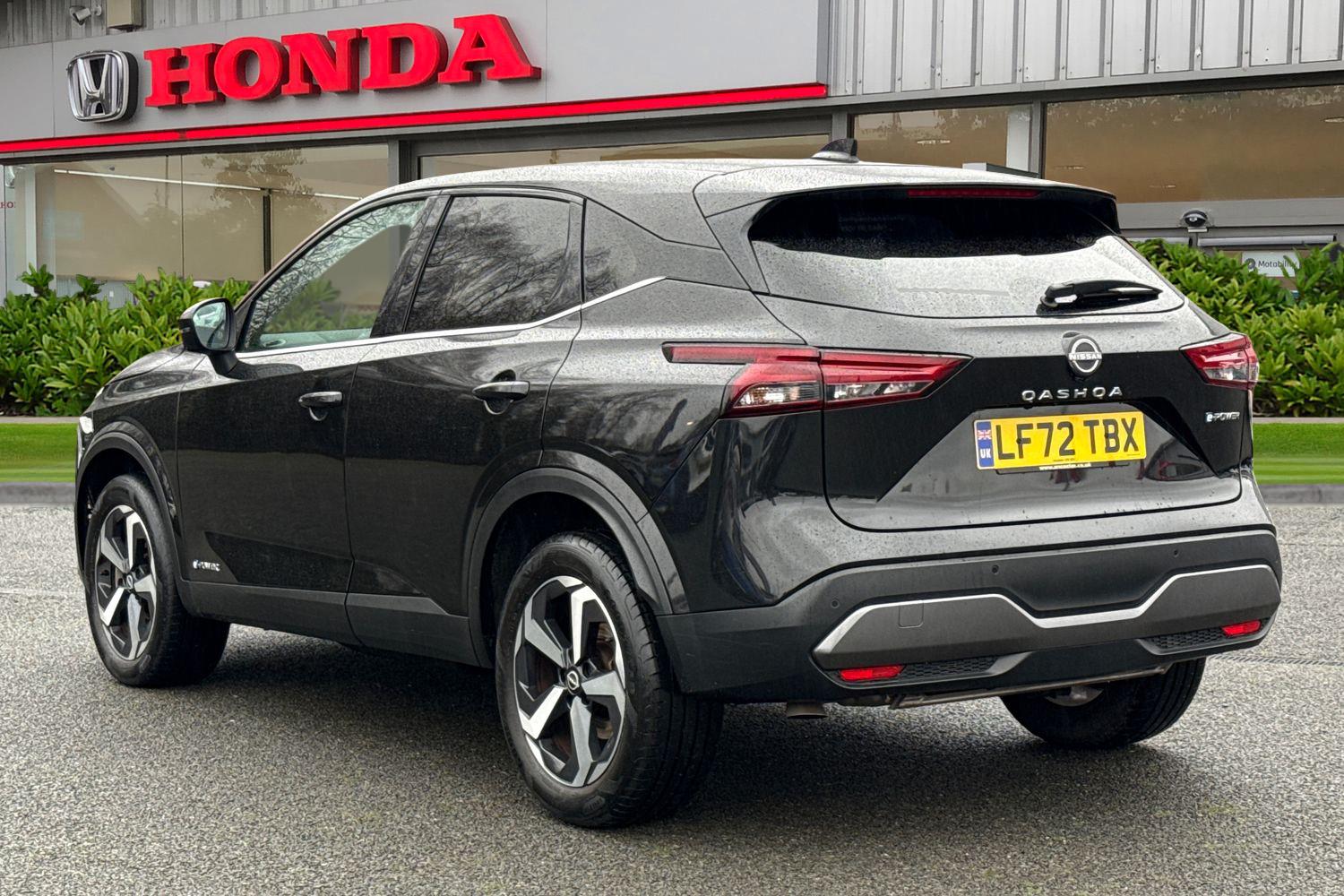 Used Nissan Qashqai 2022 for sale - 77187306: Photo 2
