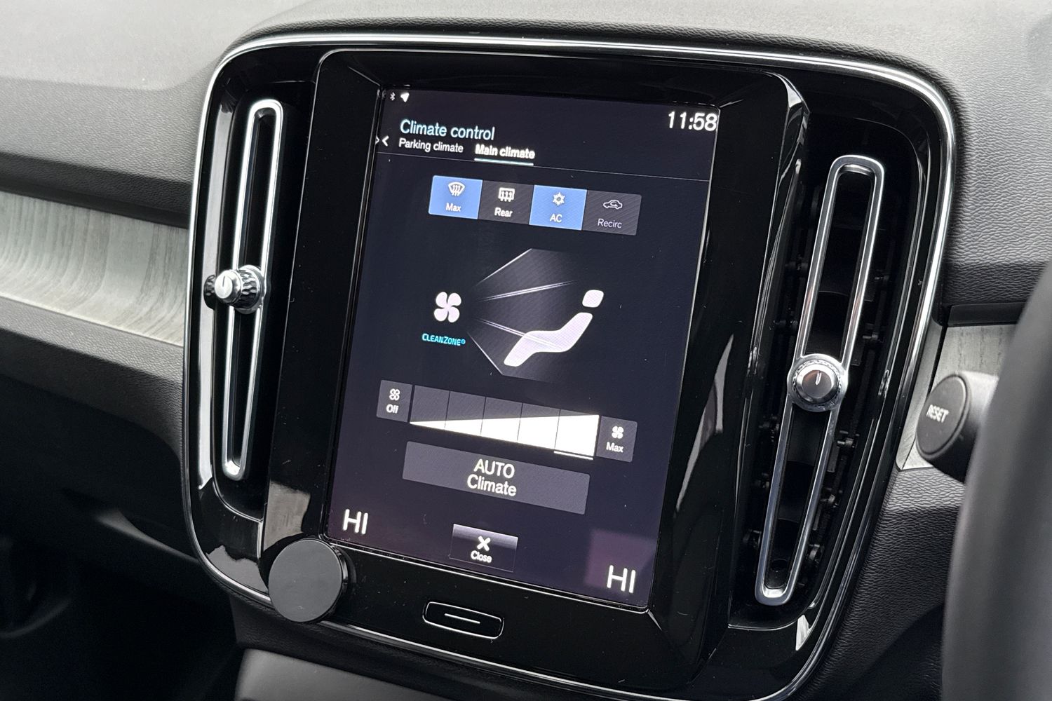 Used Volvo XC40 2021 for sale - 77048527: Photo 21