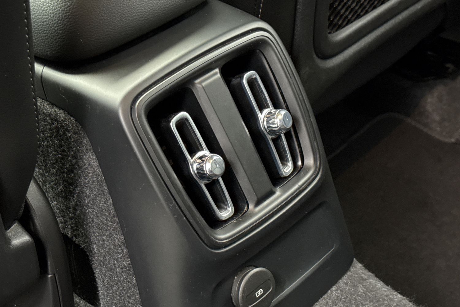 Used Volvo XC40 2021 for sale - 77048527: Photo 36