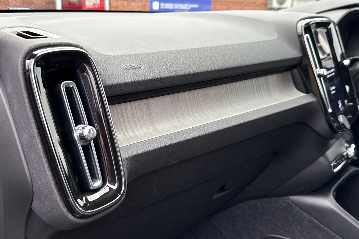 Used Volvo XC40 2021 for sale - 77048527: Photo 38