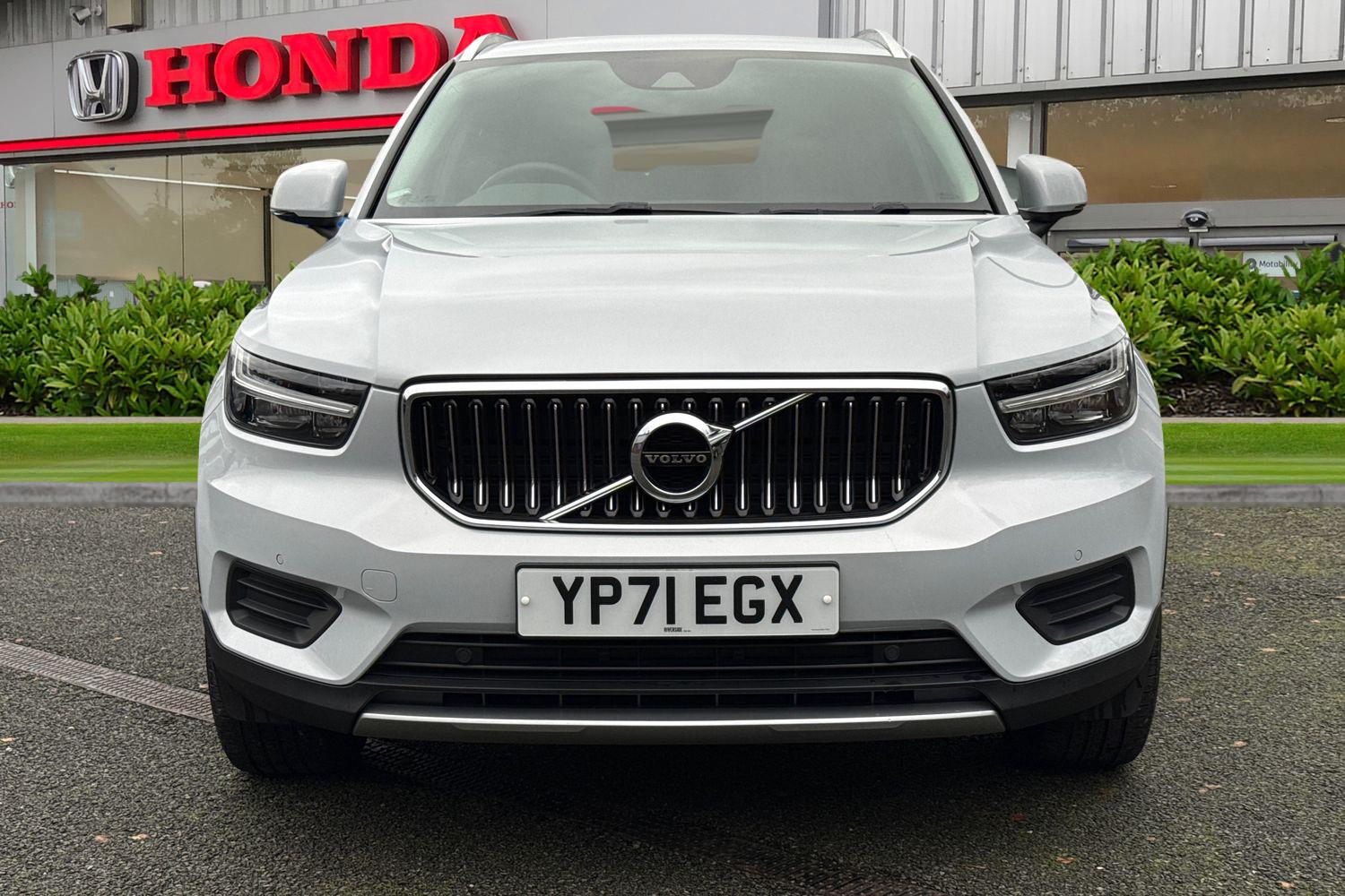 Used Volvo XC40 2021 for sale - 77048527: Photo 4