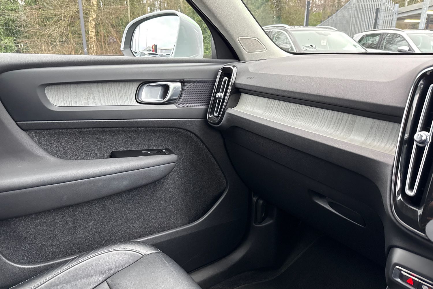 Used Volvo XC40 2021 for sale - 77048527: Photo 45