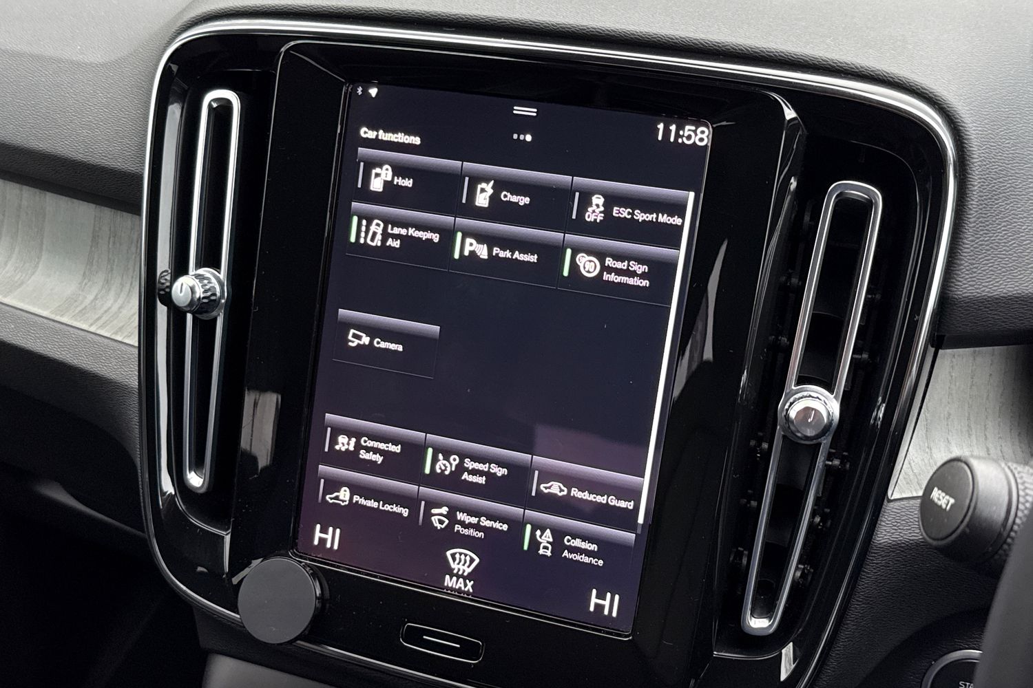 Used Volvo XC40 2021 for sale - 77048527: Photo 51