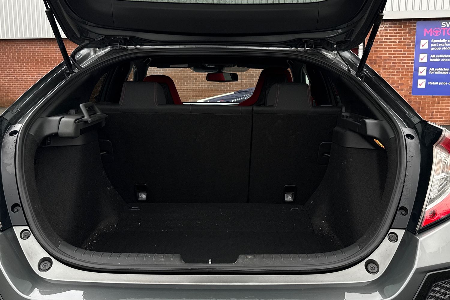 Used Honda Civic 2020 for sale - 77620523: Photo 8