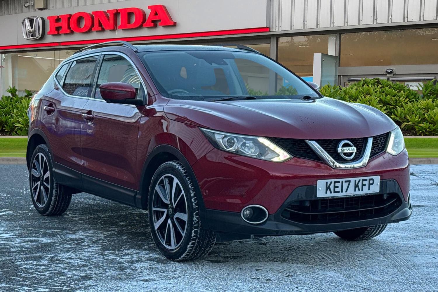 Used Nissan Qashqai 2017 for sale - 77112553: Photo 1