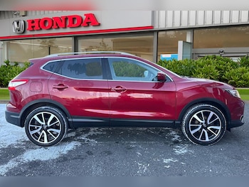 Used Nissan Qashqai 2017 for sale - 77112553: Photo