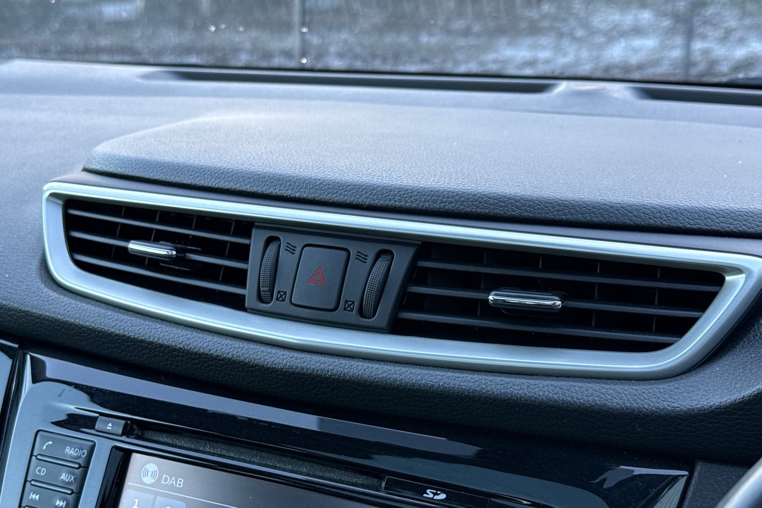 Used Nissan Qashqai 2017 for sale - 77112553: Photo 44