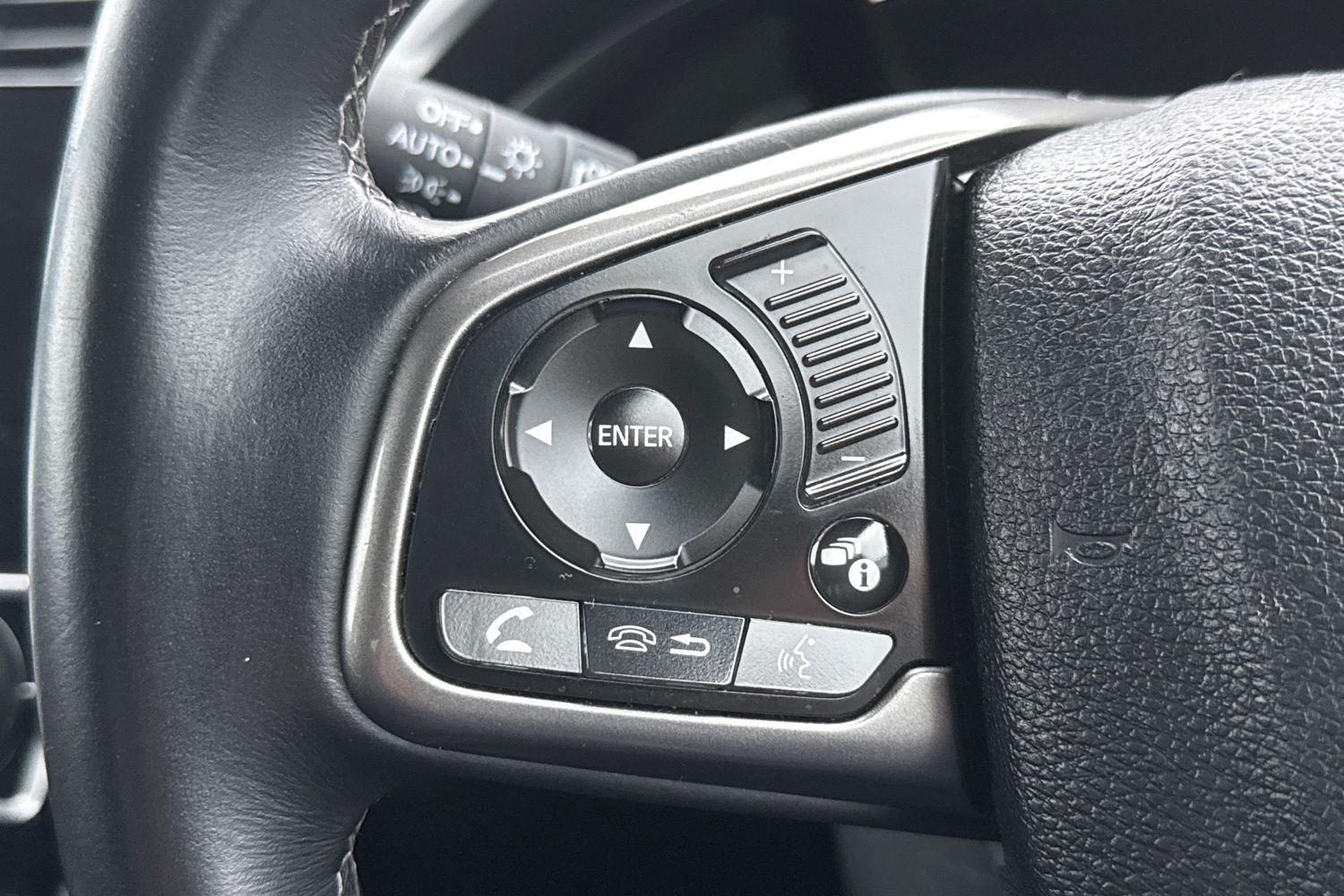 Used Honda Civic 2019 for sale - 76955403: Photo 35