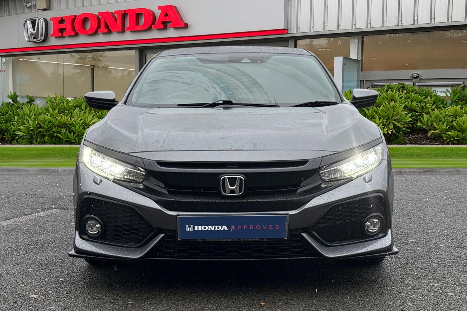 Used Honda Civic 2019 for sale - 76955403: Photo 4