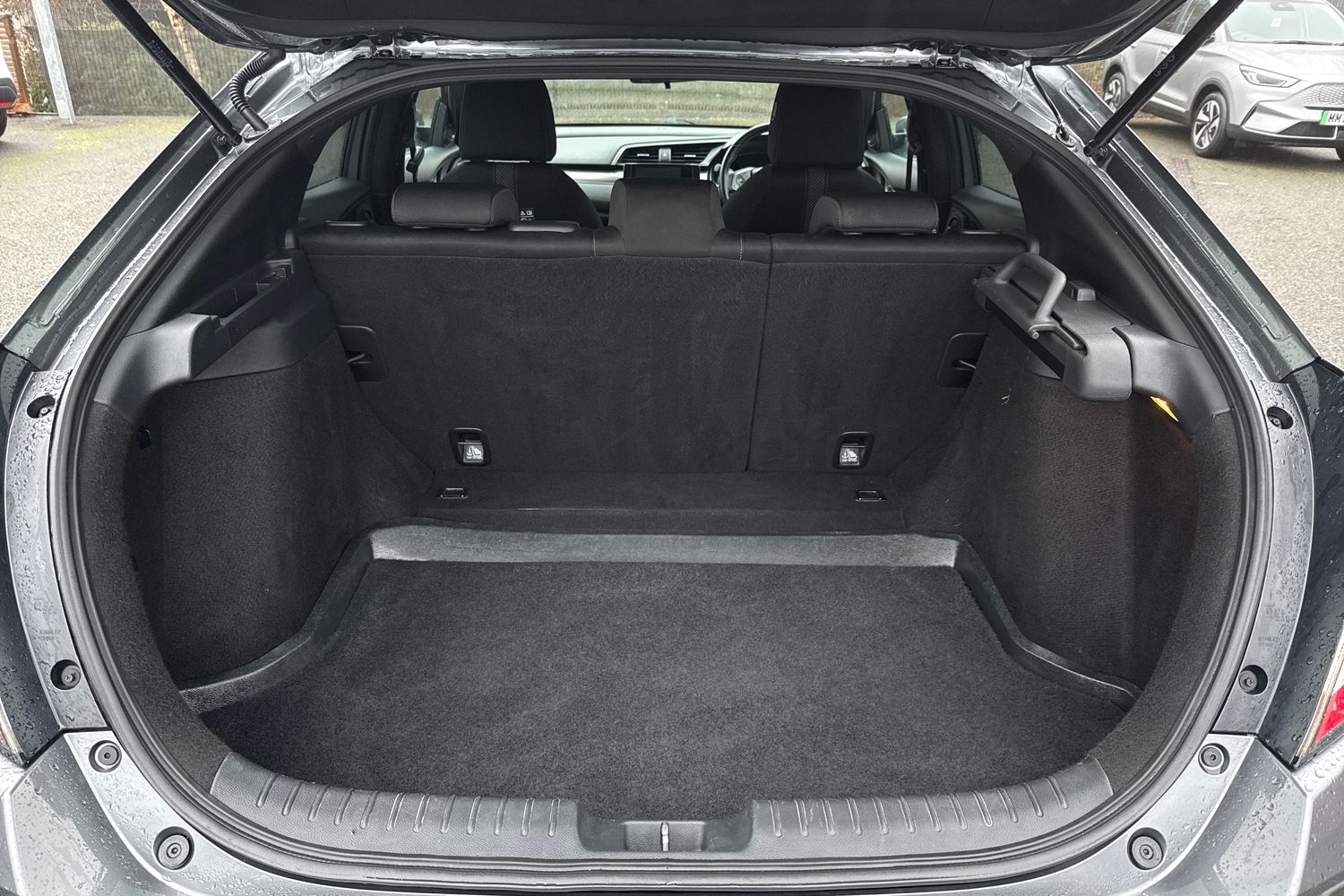 Used Honda Civic 2019 for sale - 76955403: Photo 9