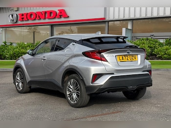 Used Toyota C-HR 2023 for sale - 77779654: Photo