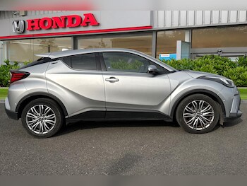 Used Toyota C-HR 2023 for sale - 77779654: Photo