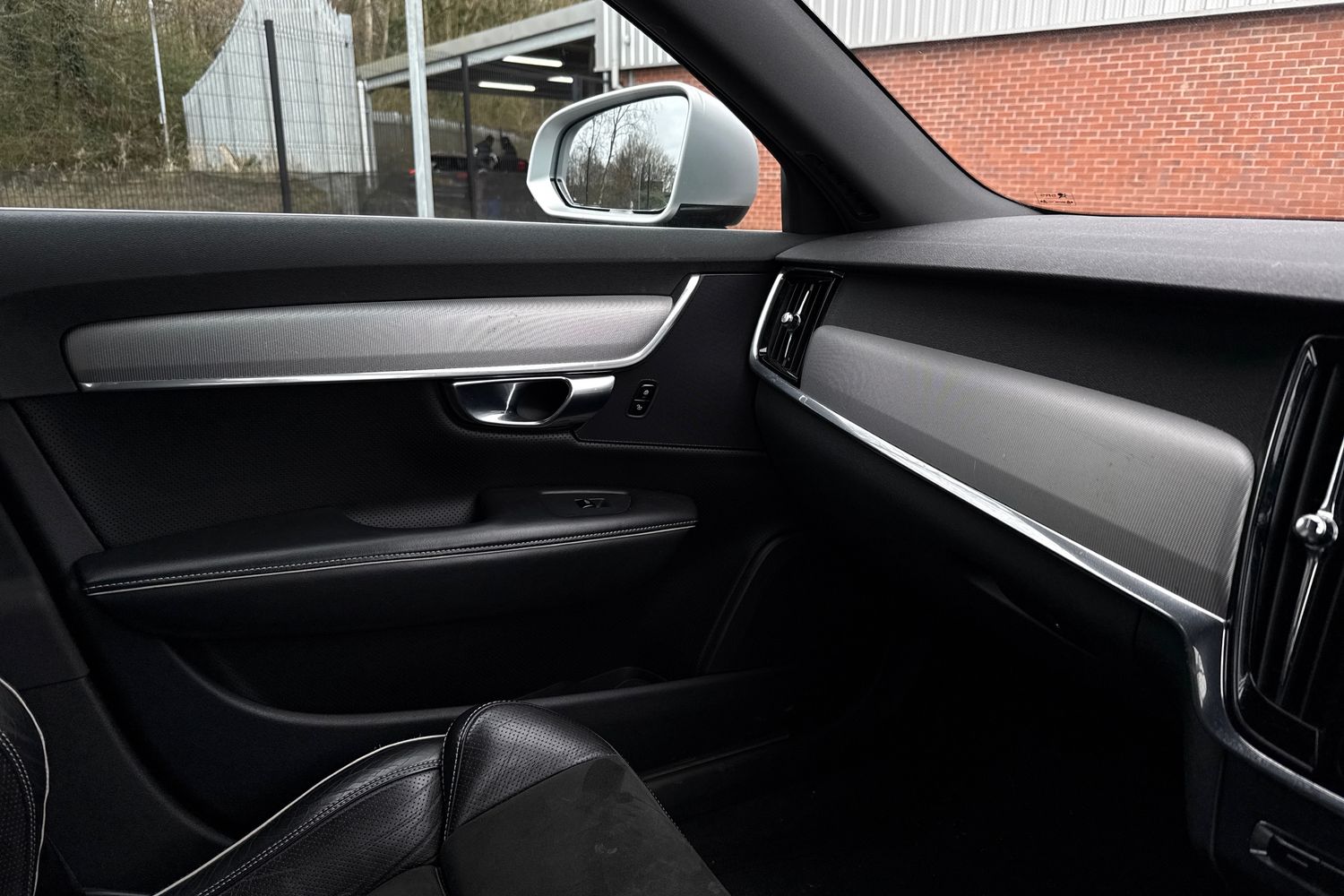 Used Volvo S90 2017 for sale - 77719224: Photo 38