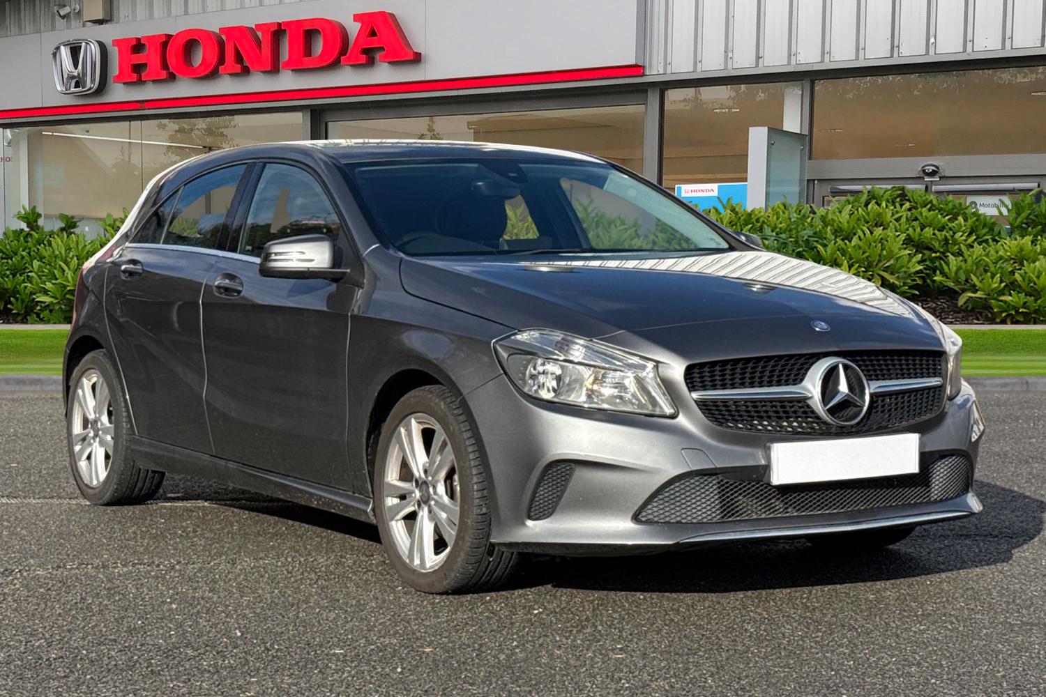Used Mercedes-Benz A-Class 2016 for sale - 76390820: Photo 1