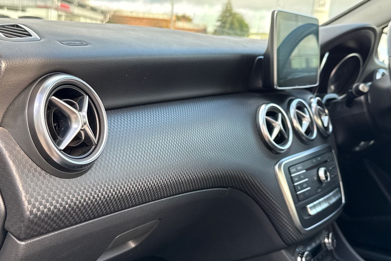 Used Mercedes-Benz A-Class 2016 for sale - 76390820: Photo 30