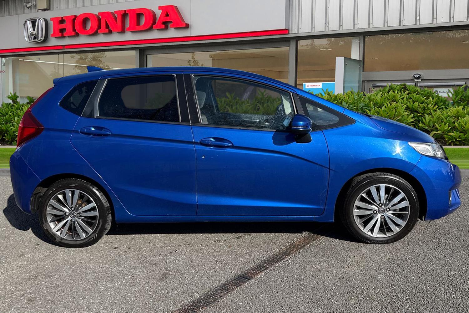 Used Honda Jazz 2015 for sale - 77742268: Photo 3