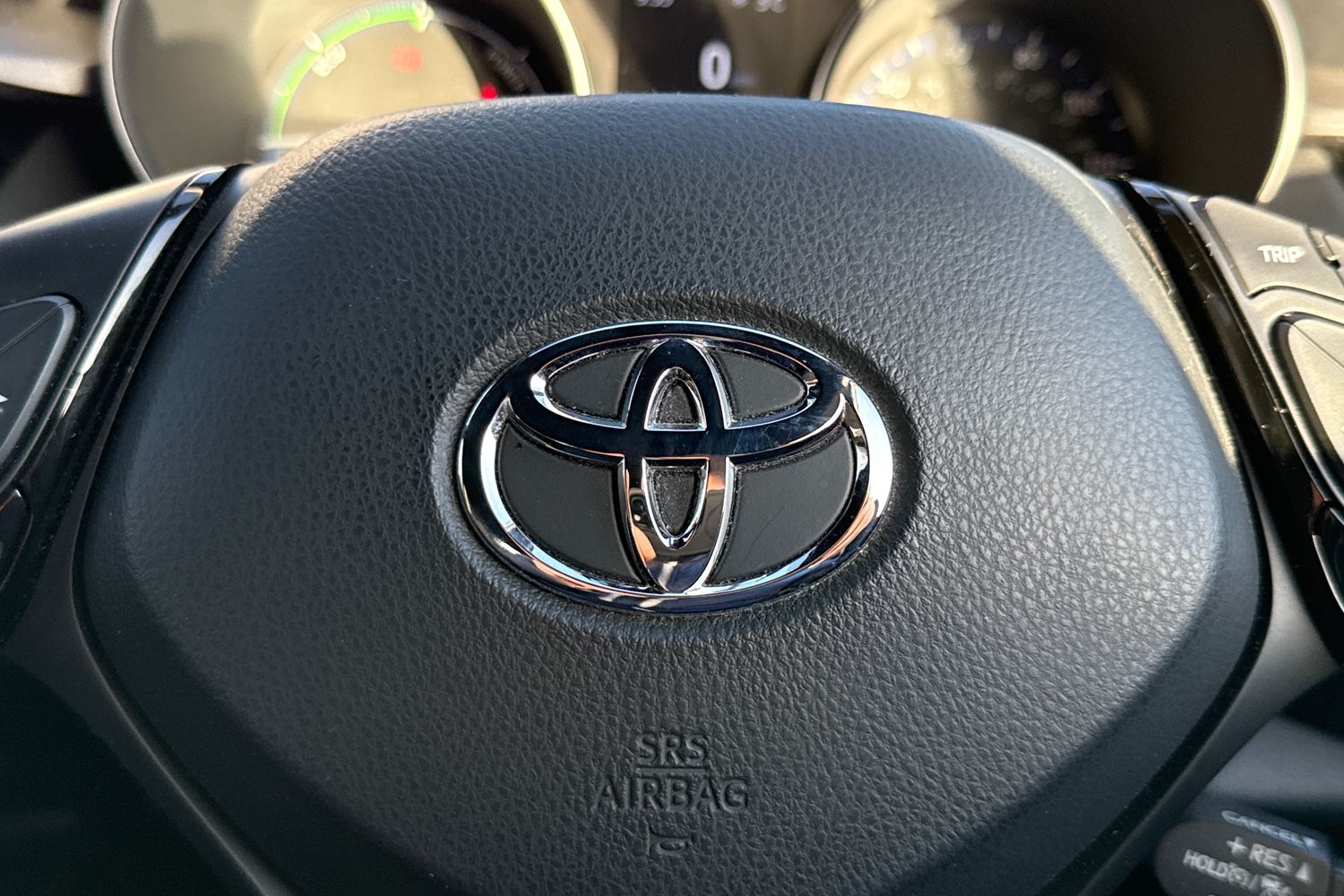 Used Toyota C-HR 2023 for sale - 77355455: Photo 35