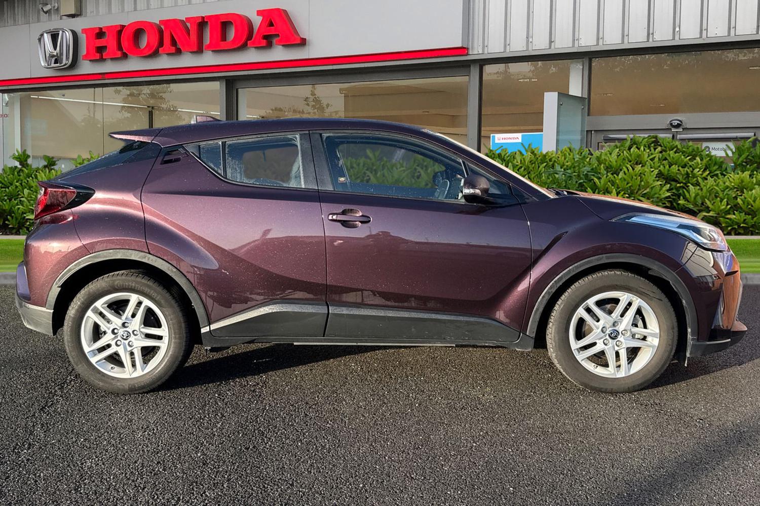 Used Toyota C-HR 2023 for sale - 77355455: Photo 5