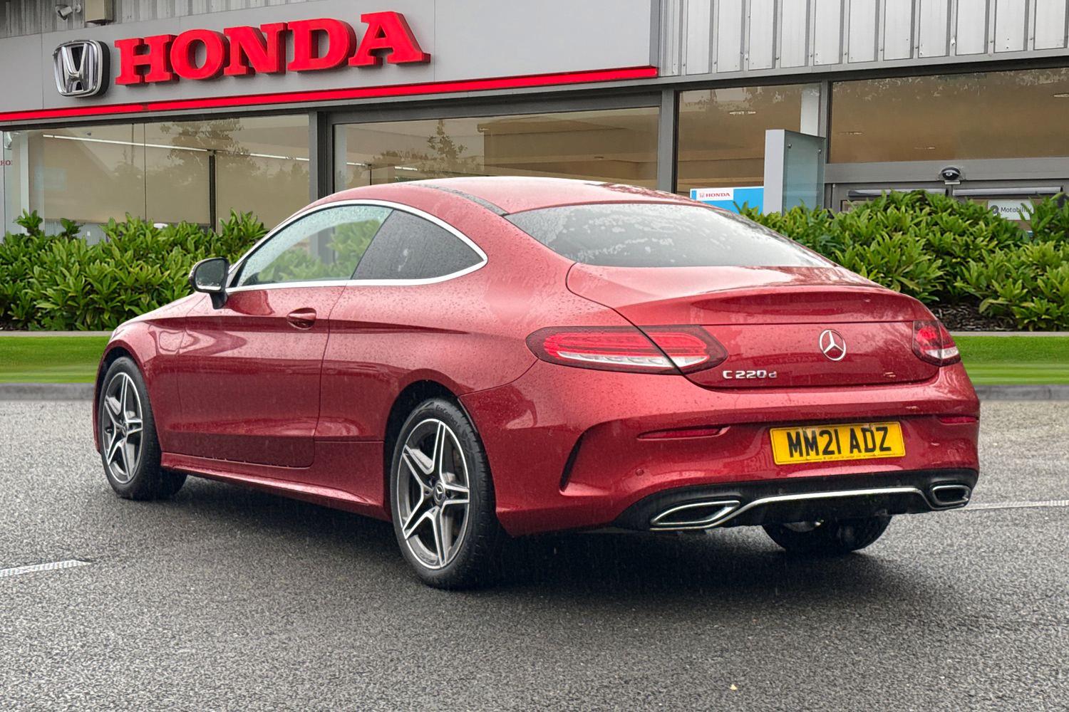 Used Mercedes-Benz C Class 2021 for sale - 77382305: Photo 2