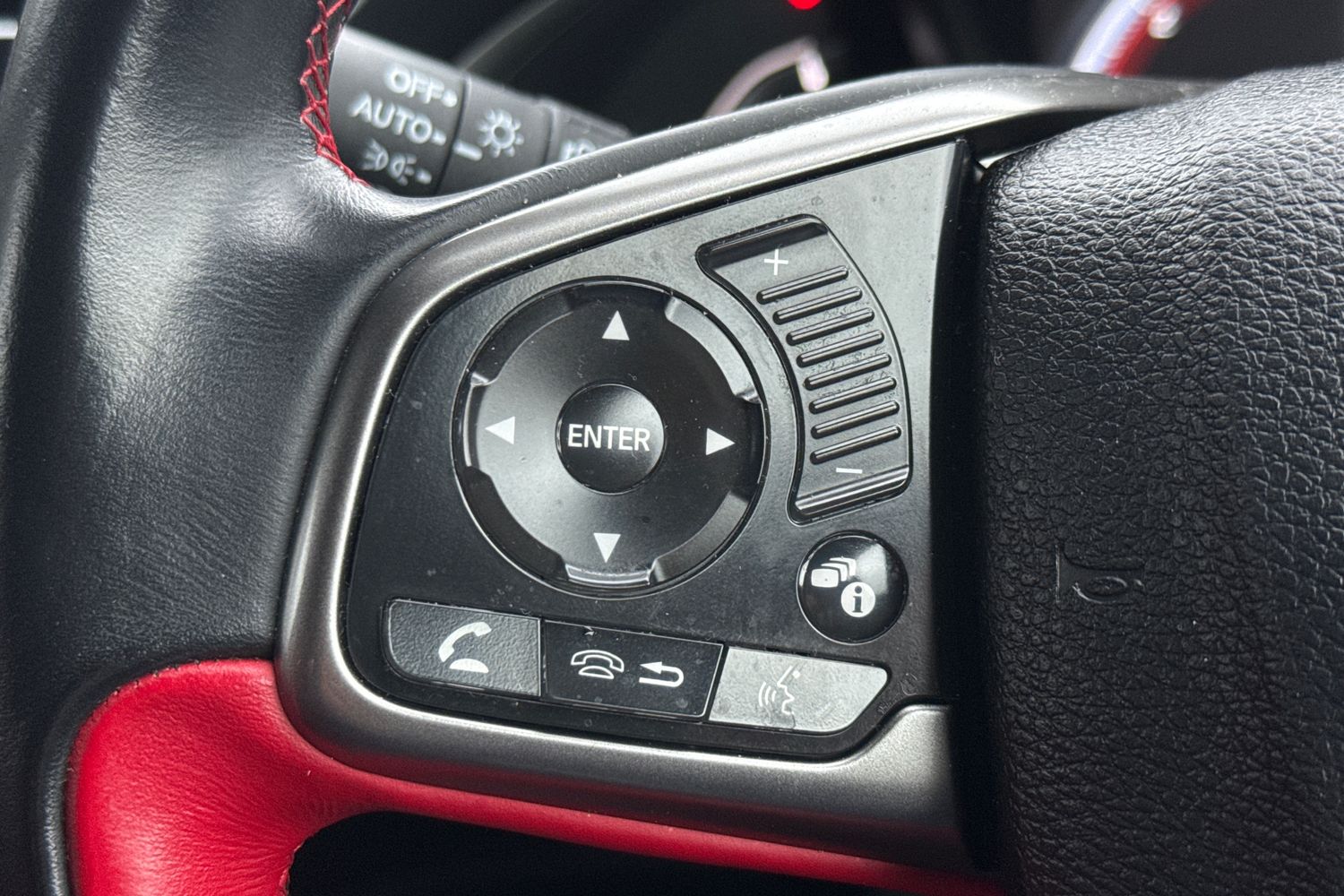 Used Honda Civic 2018 for sale - 77287063: Photo 42