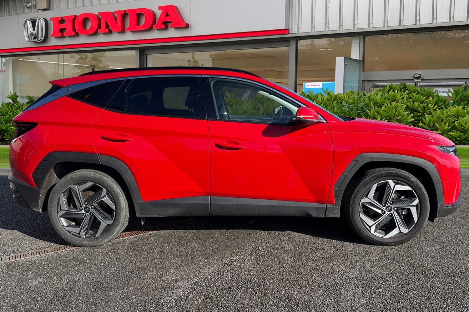 Used Hyundai TUCSON 2023 for sale - 77733747: Photo 3