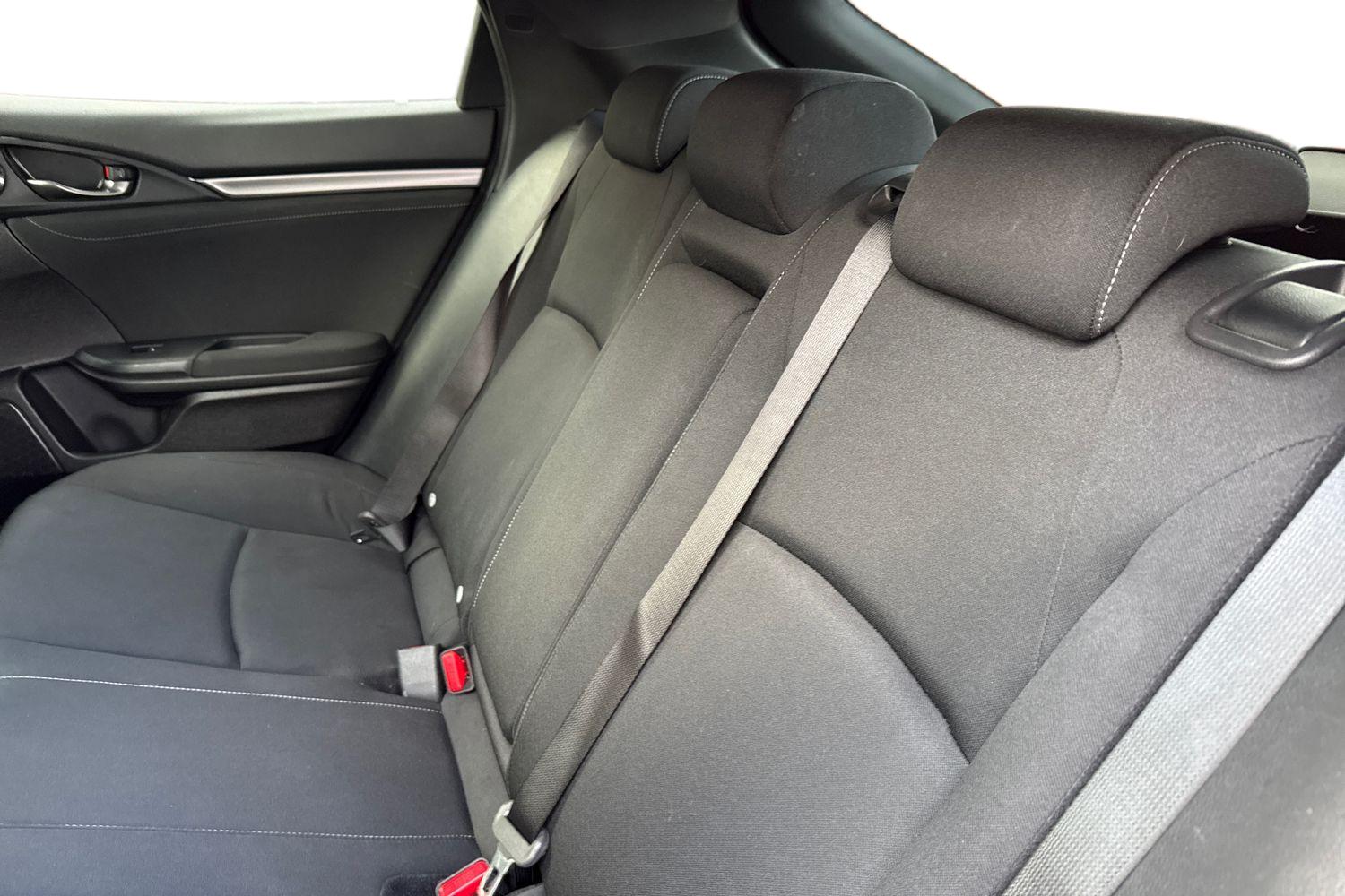 Used Honda Civic 2017 for sale - 76351935: Photo 18