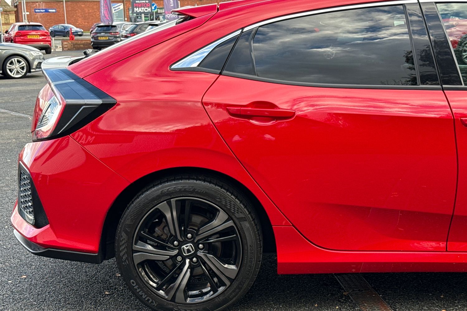 Used Honda Civic 2017 for sale - 76351935: Photo 29