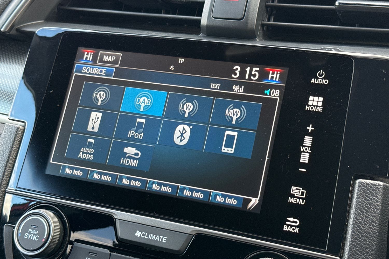 Used Honda Civic 2017 for sale - 76351935: Photo 44