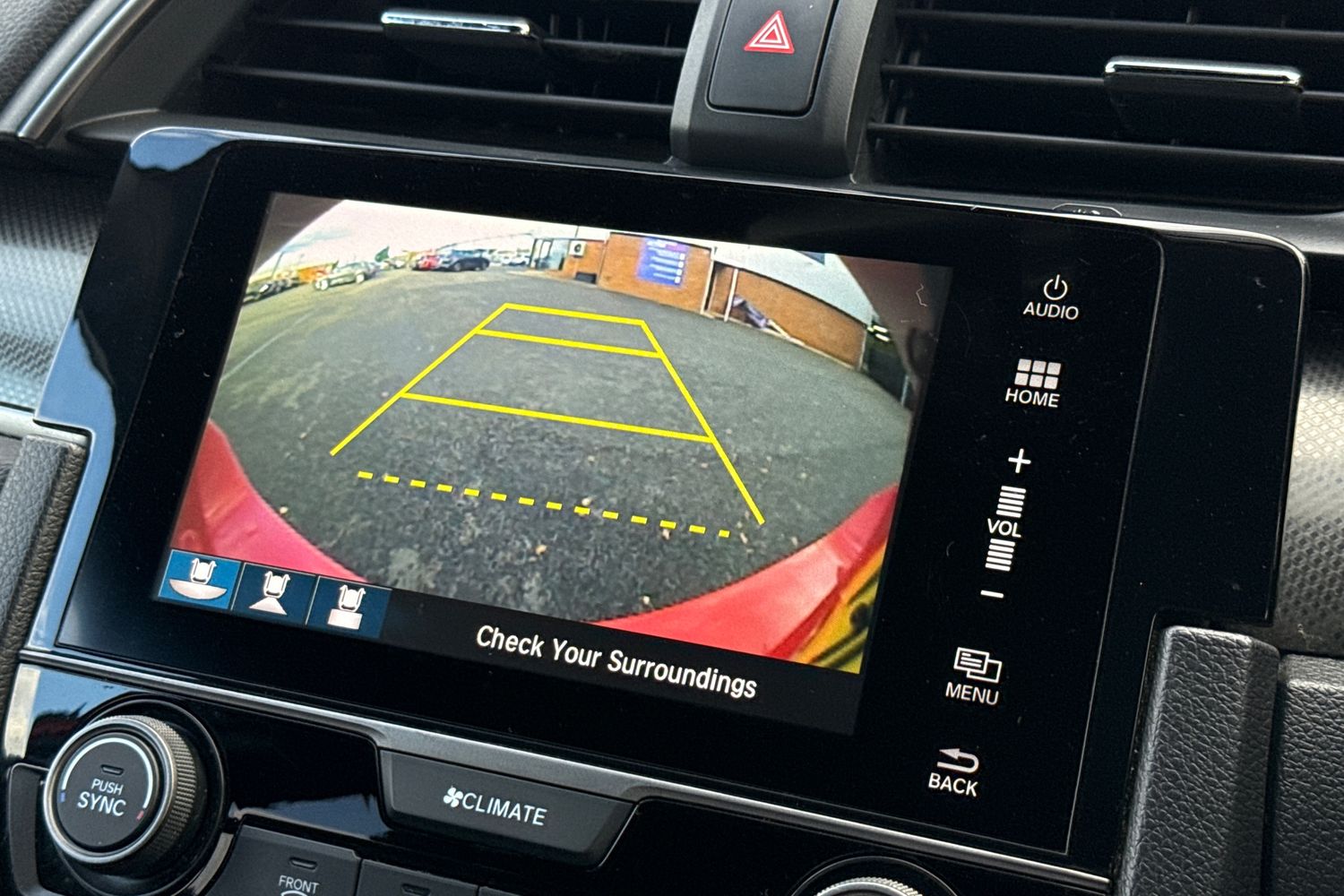 Used Honda Civic 2017 for sale - 76351935: Photo 45
