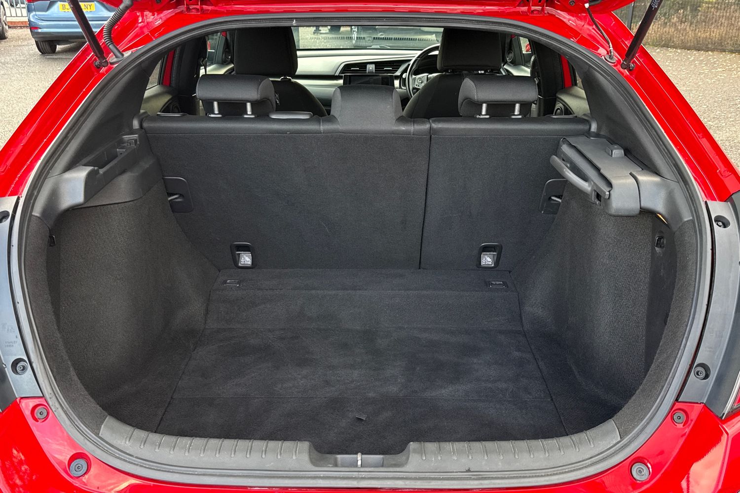 Used Honda Civic 2017 for sale - 76351935: Photo 9