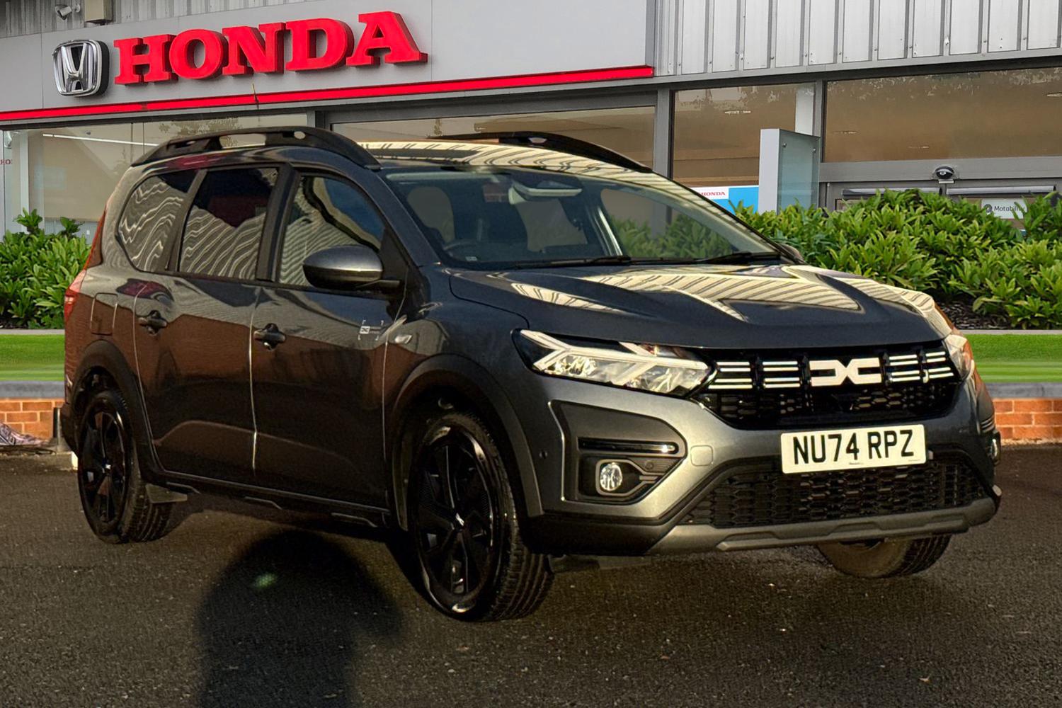 Used Dacia Jogger 2024 for sale - 76909460: Photo 1