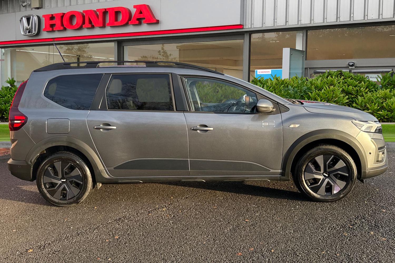 Used Dacia Jogger 2024 for sale - 76909460: Photo 3