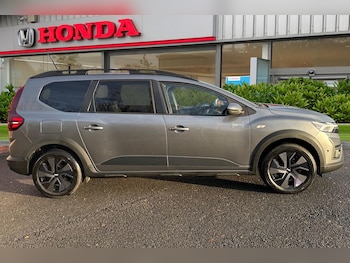 Used Dacia Jogger 2024 for sale - 76909460: Photo