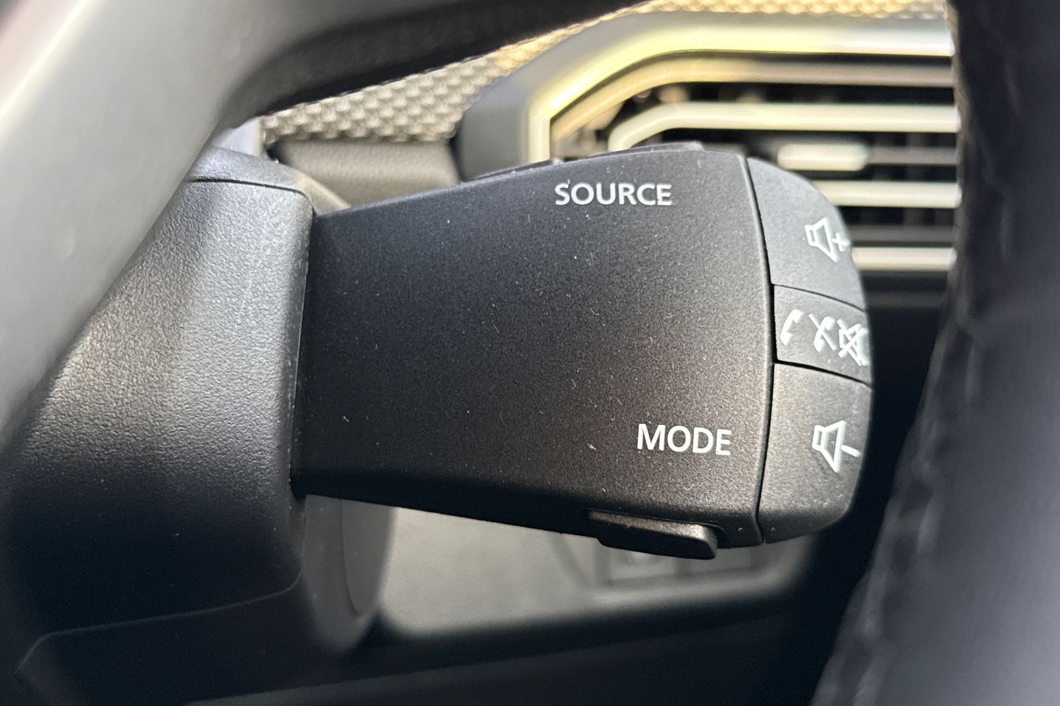 Used Dacia Jogger 2024 for sale - 76909460: Photo 42