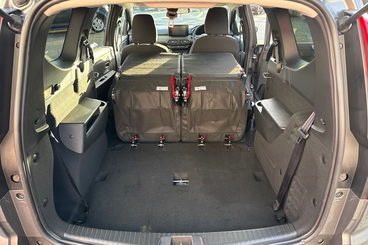 Used Dacia Jogger 2024 for sale - 76909460: Photo 9