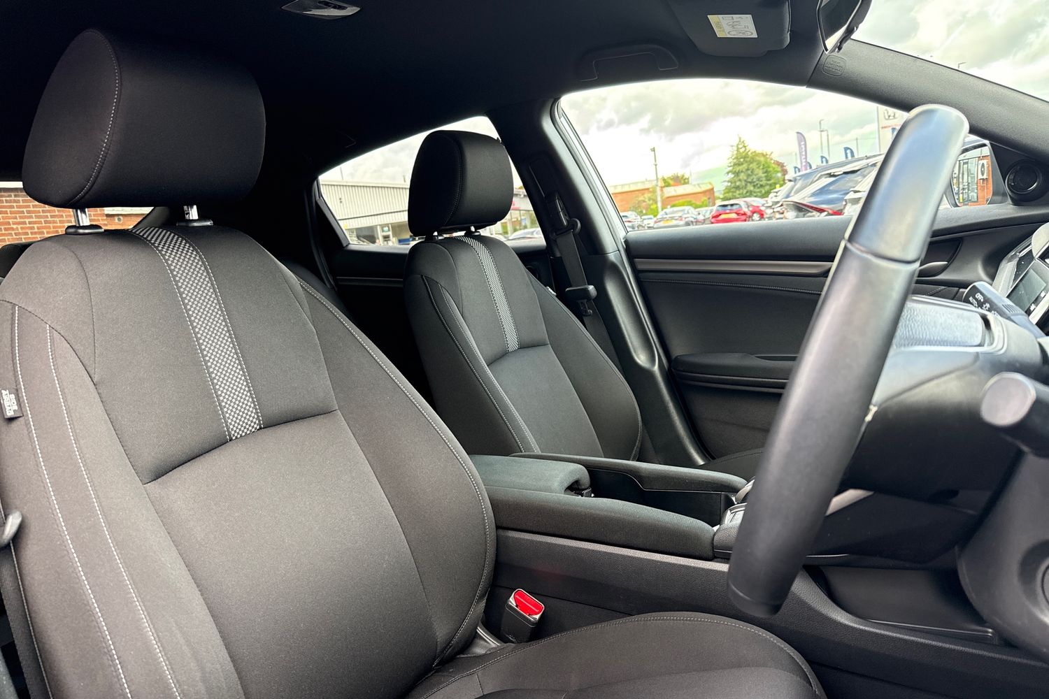 Used Honda Civic 2021 for sale - 76629780: Photo 24