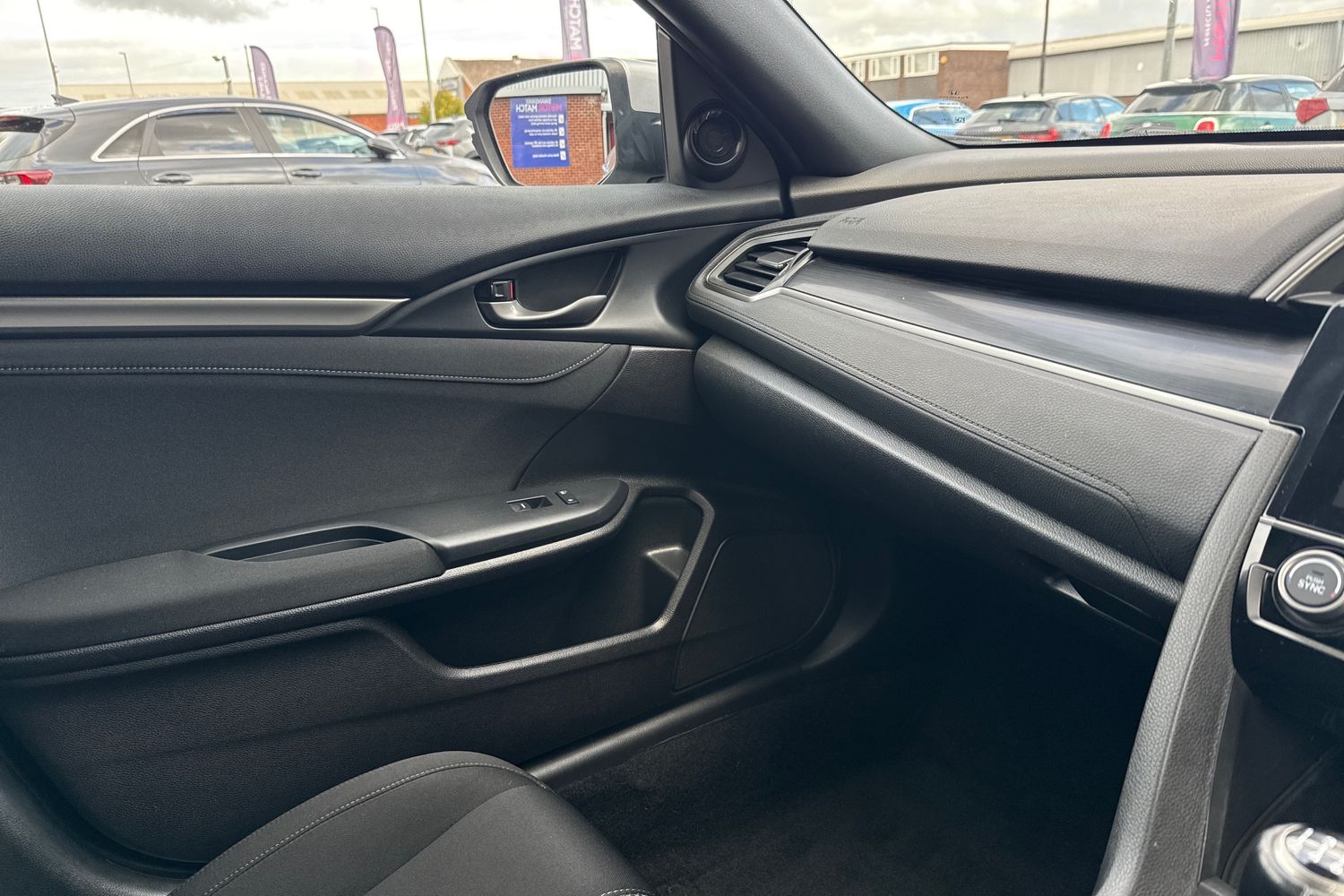 Used Honda Civic 2021 for sale - 76629780: Photo 39