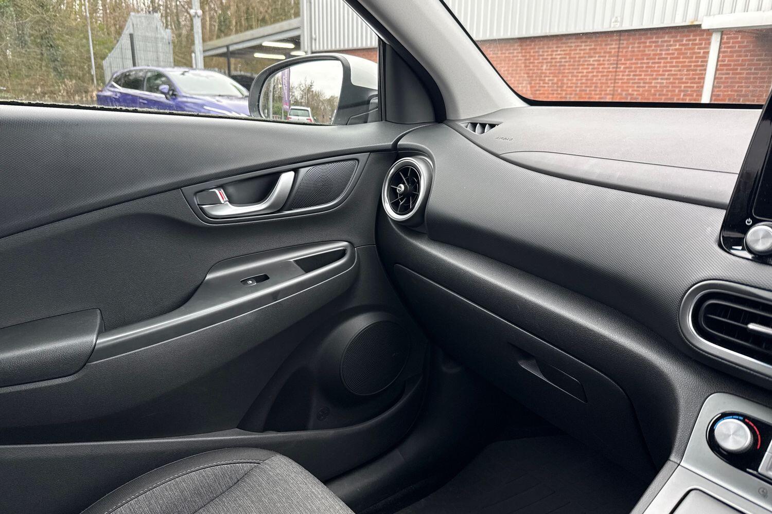 Used Hyundai KONA 2022 for sale - 77355393: Photo 42