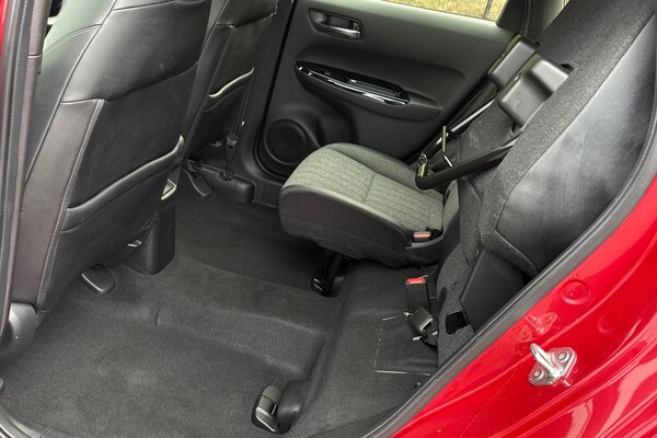 Used Honda Jazz 2021 for sale - 76220299: Photo 32