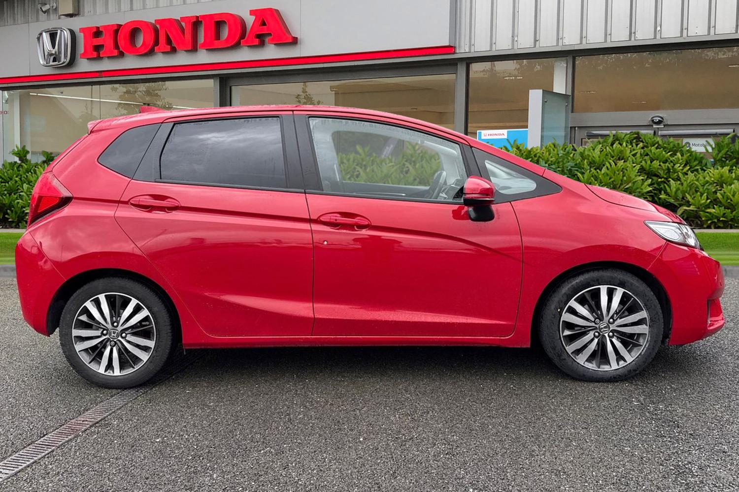 Used Honda Jazz 2017 for sale - 77775752: Photo 3