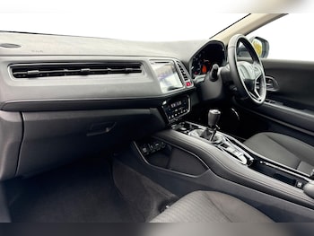 Used Honda HR-V 2016 for sale - 76476054: Photo