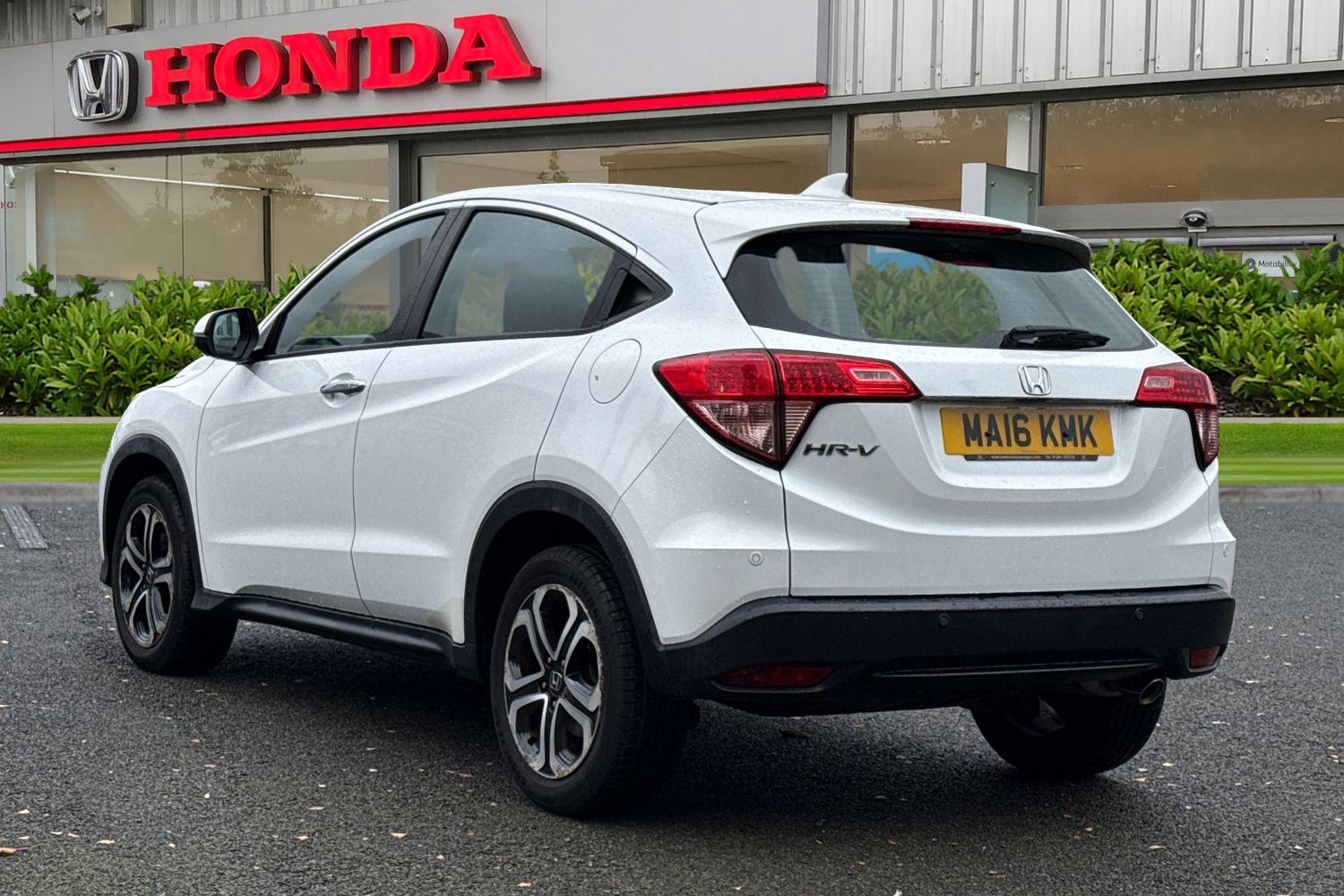 Used Honda HR-V 2016 for sale - 76476054: Photo 3