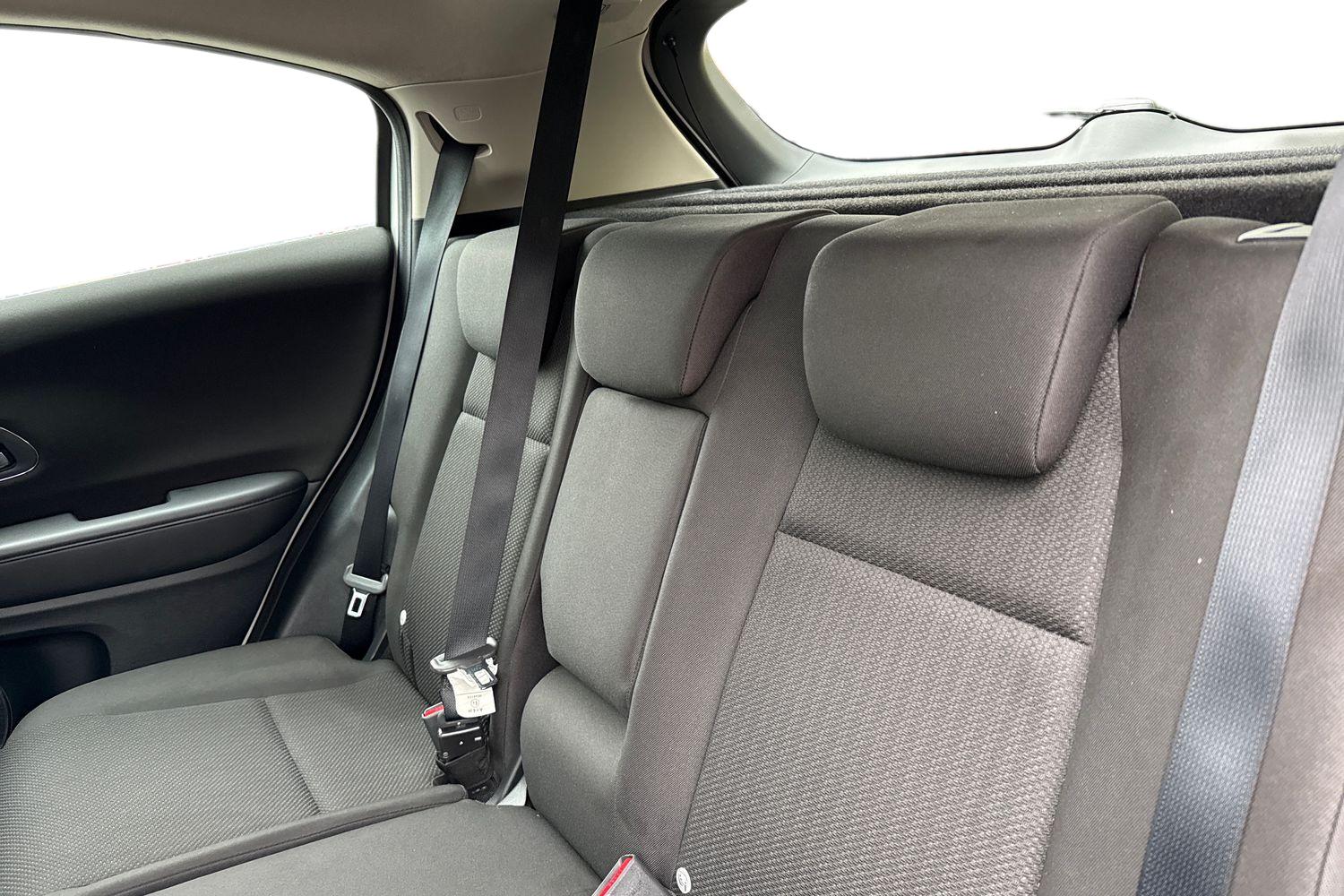 Used Honda HR-V 2016 for sale - 76476054: Photo 8