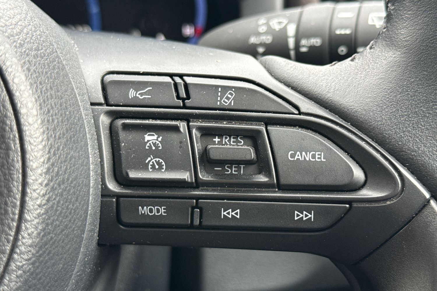 Used Toyota Yaris Cross 2023 for sale - 77608181: Photo 34