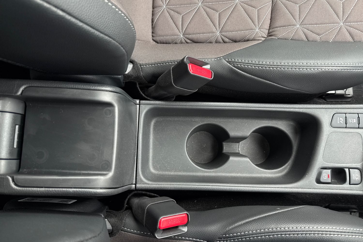 Used Toyota Yaris Cross 2023 for sale - 77608181: Photo 37