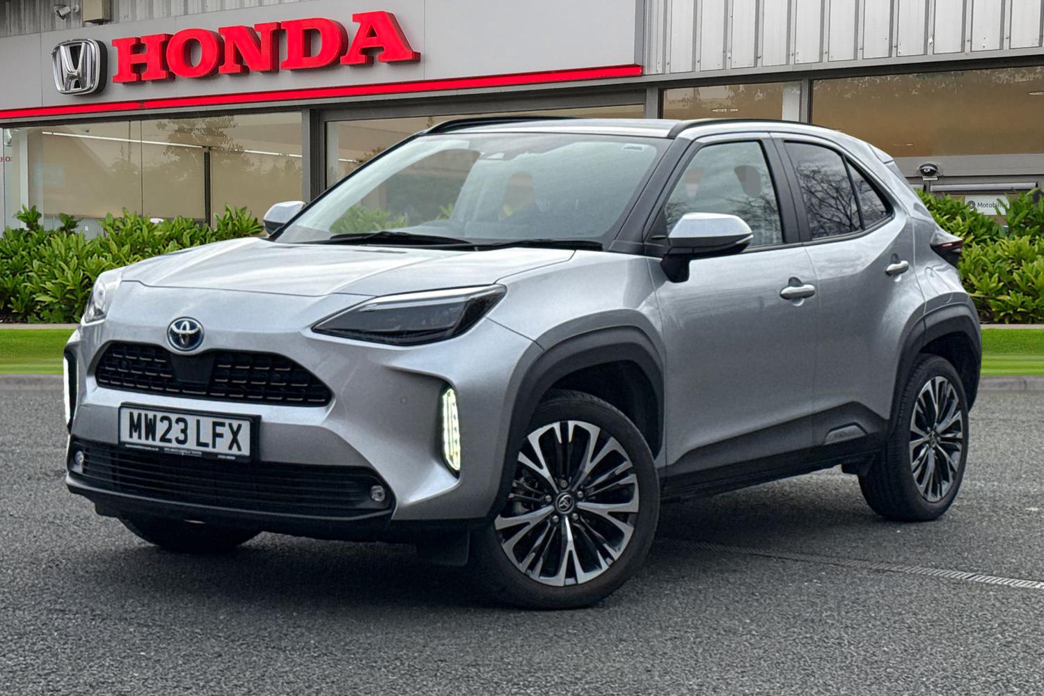 Used Toyota Yaris Cross 2023 for sale - 77608181: Photo 6